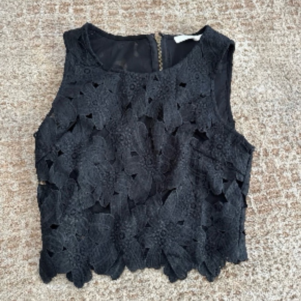 Black Embellished Sleeveless Crop Top
